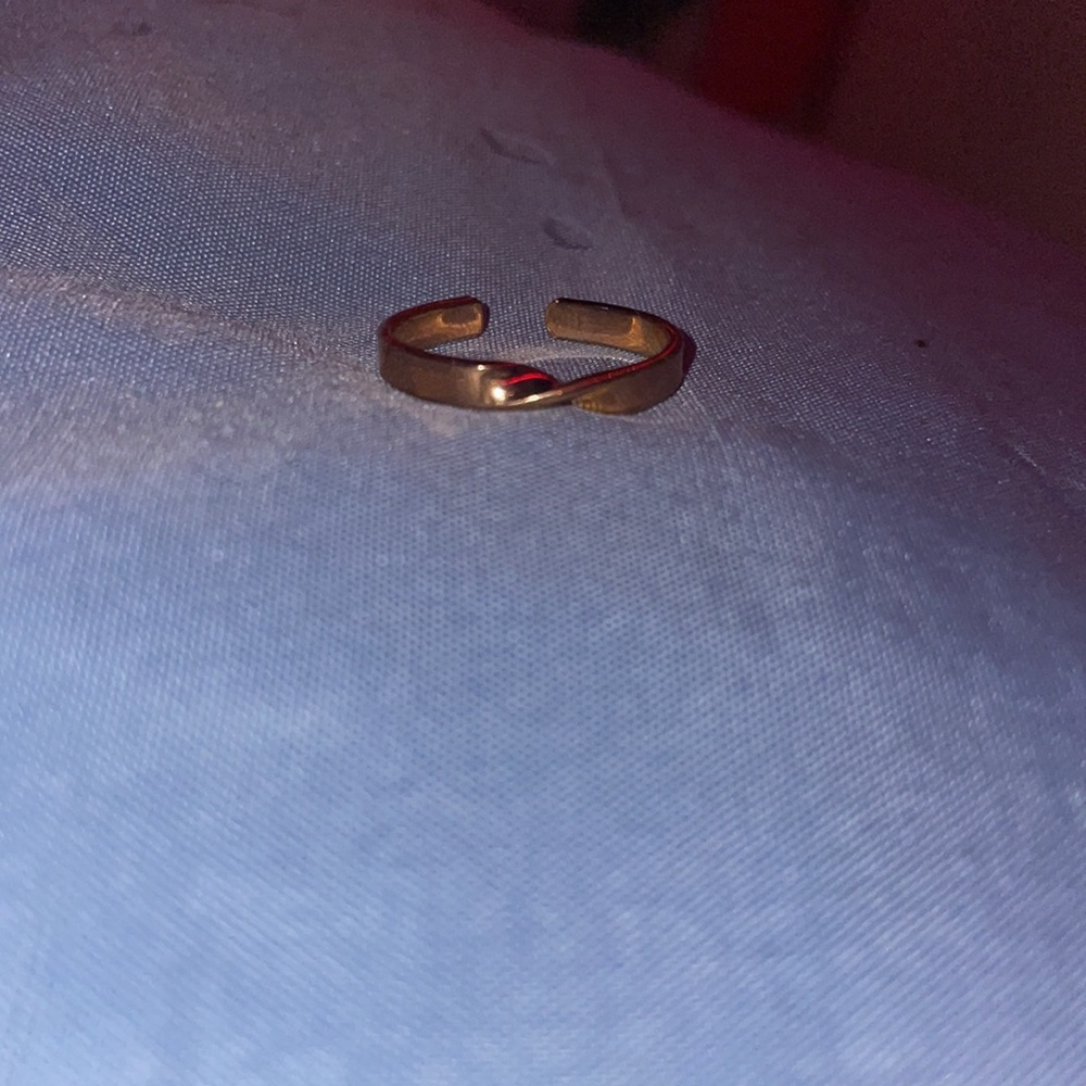 Rings - Picture 7 of 10